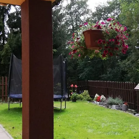 Nad Szumiacym Potokiem Apartamento Wilkowice (Bielsko)