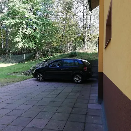 Nad Szumiacym Potokiem Apartamento Wilkowice (Bielsko)