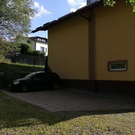 Nad Szumiacym Potokiem דירה