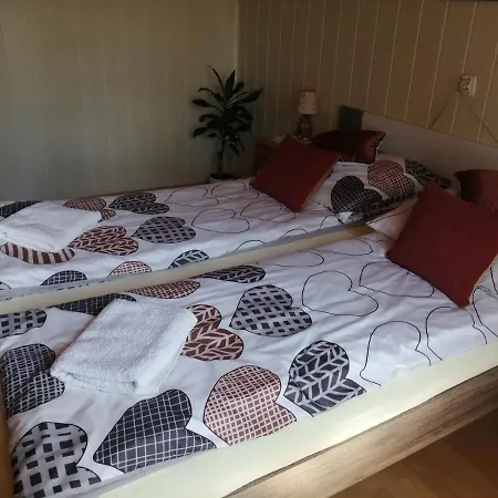 Nad Szumiacym Potokiem Apartamento *