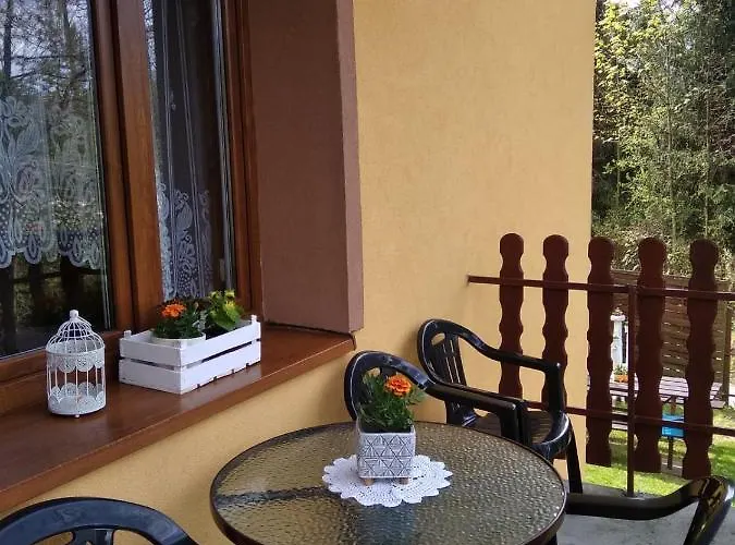 Nad Szumiacym Potokiem דירה